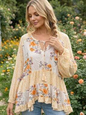 Boutique Boho Floral Print Tiered Tunic Top with Lace Back Size S